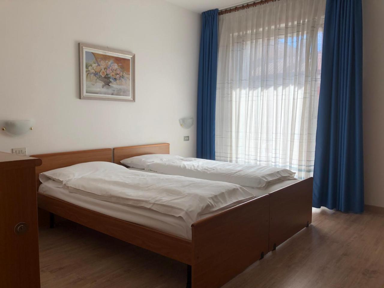 Hotel Villa Al Vento Torbole Sul Garda Bagian luar foto